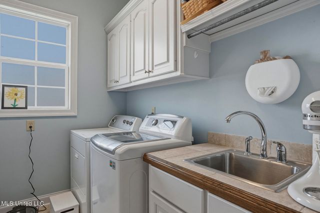 24 Savannah Circle, Brandon, MS 39047