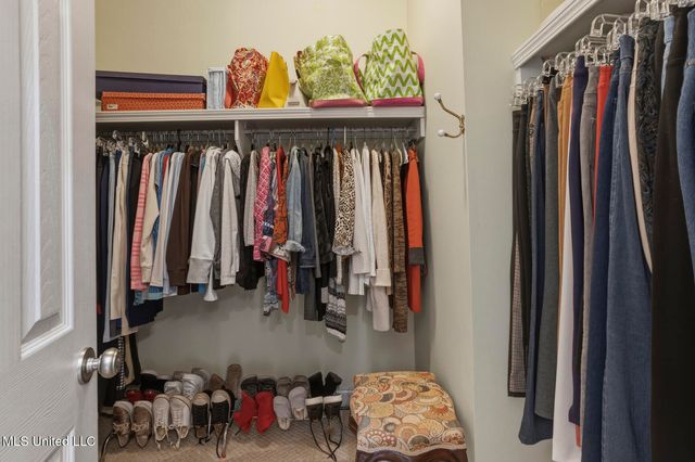 24 Savannah Circle, Brandon, MS 39047