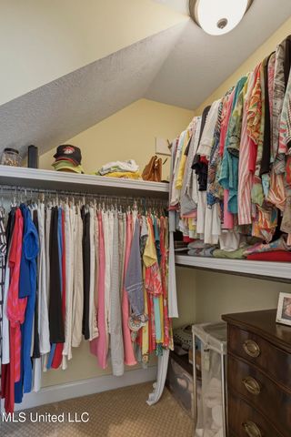 24 Savannah Circle, Brandon, MS 39047