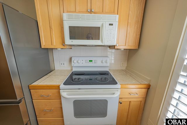 212 W Kitty Hawk Road unit 212, Kitty Hawk, NC 27949