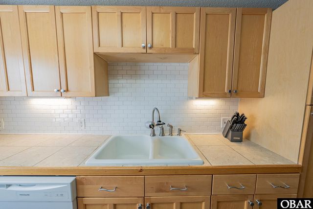 212 W Kitty Hawk Road unit 212, Kitty Hawk, NC 27949