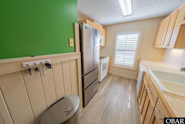 212 W Kitty Hawk Road unit 212, Kitty Hawk, NC 27949