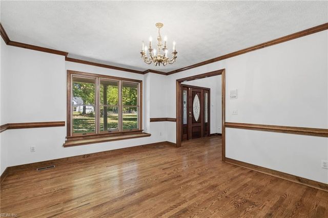 5508 York Haven LN, Gloucester, VA 23061