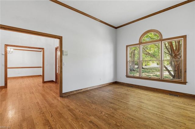 5508 York Haven LN, Gloucester, VA 23061