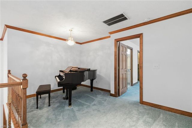 5508 York Haven LN, Gloucester, VA 23061