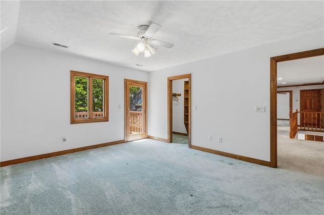 5508 York Haven LN, Gloucester, VA 23061