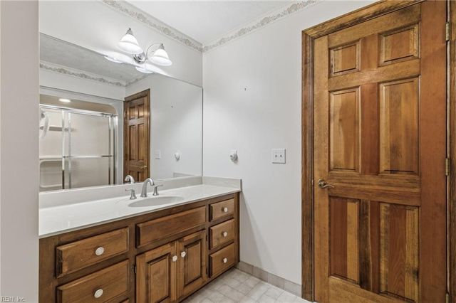 5508 York Haven LN, Gloucester, VA 23061