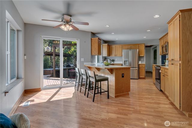 15707 26th Ave E, Tacoma, WA 98445