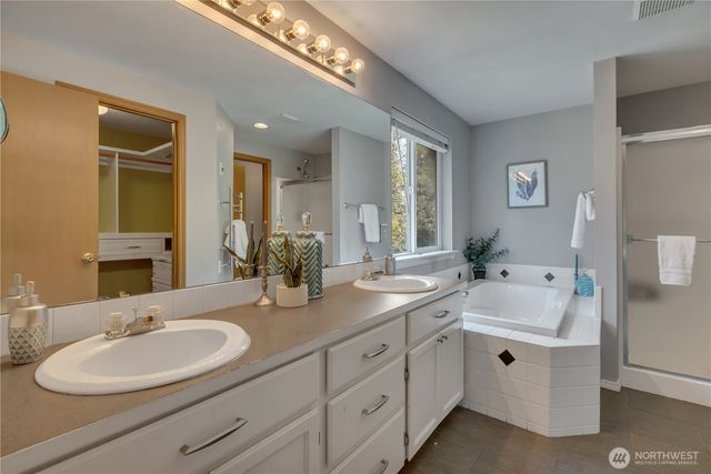15707 26th Ave E, Tacoma, WA 98445