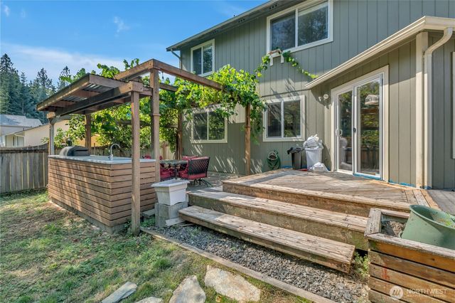 15707 26th Ave E, Tacoma, WA 98445