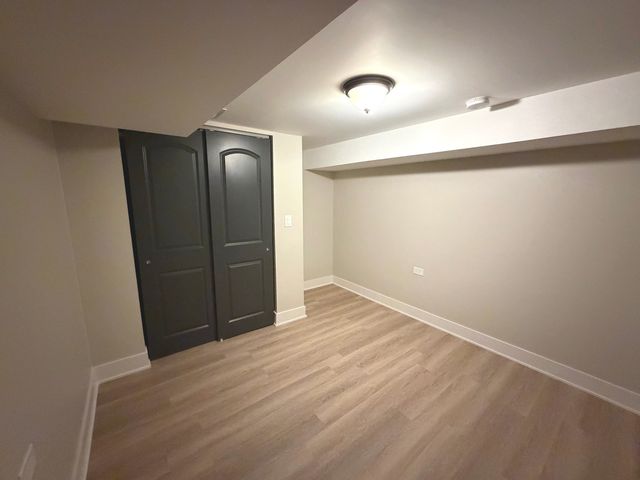 7851 Moody Avenue, Burbank, IL 60459