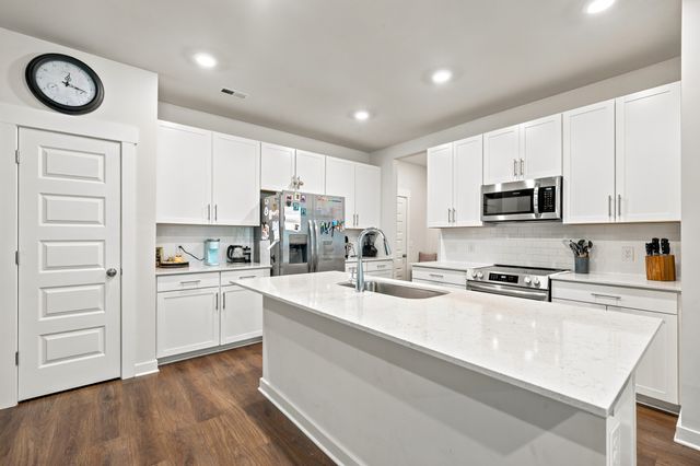 2062 Township Dr, Franklin, TN 37064