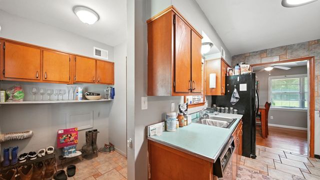 1358 OLD HICKORY RD, Memphis, TN 38116