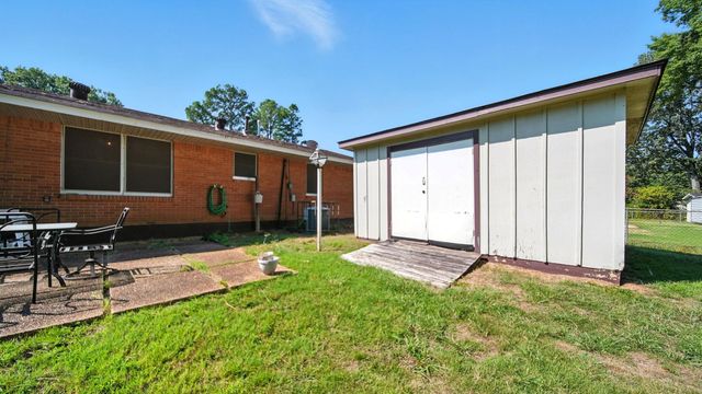 1358 OLD HICKORY RD, Memphis, TN 38116