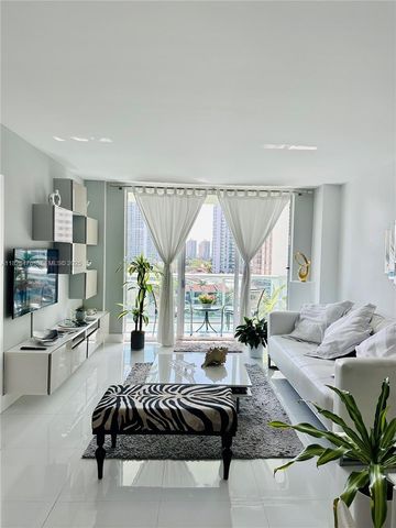 19390 Collins Avenue 911, Sunny Isles Beach, FL 33160