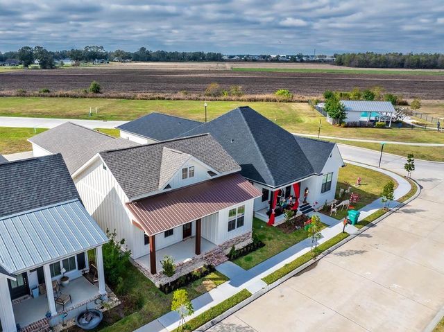 201 Royal Oak Boulevard, Thibodaux, LA 70301