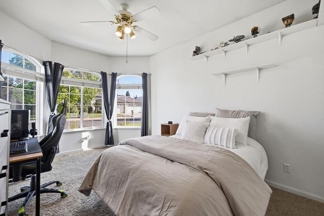 2271 E Niles Avenue, Fresno, CA 93720