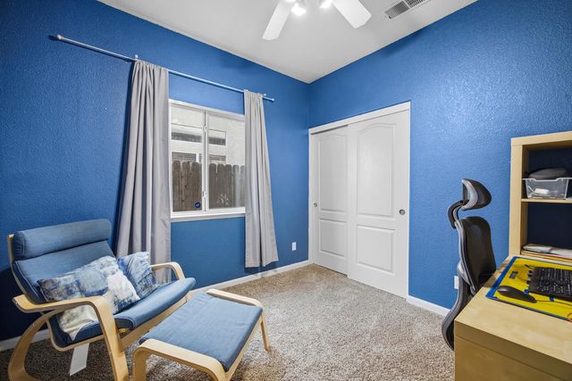 2271 E Niles Avenue, Fresno, CA 93720