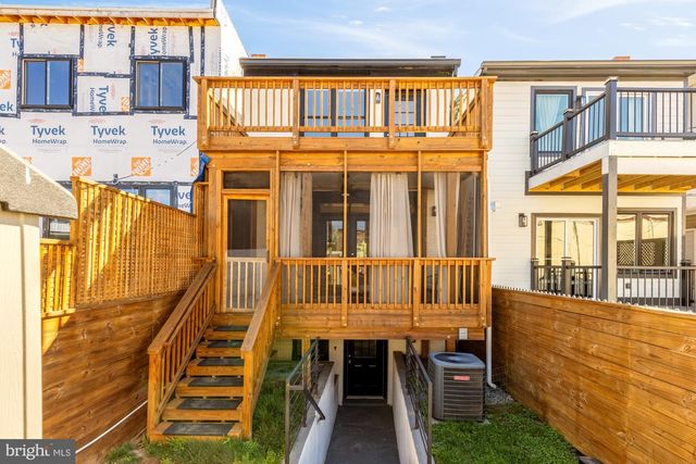 5112 9TH ST NW, Washington, DC 20011