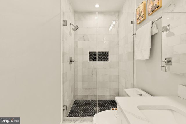 5112 9TH ST NW, Washington, DC 20011