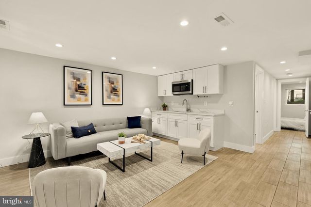5112 9TH ST NW, Washington, DC 20011