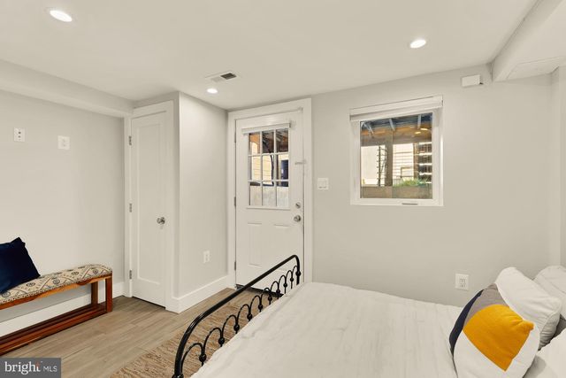 5112 9TH ST NW, Washington, DC 20011