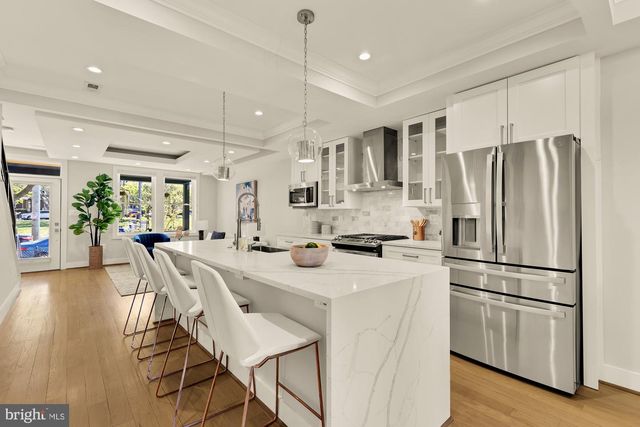 5112 9TH ST NW, Washington, DC 20011