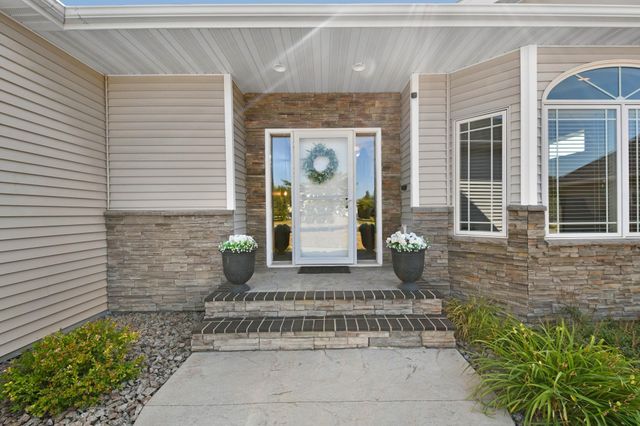 4026 39th Street S, Moorhead, MN 56560