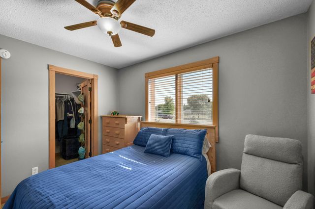 4026 39th Street S, Moorhead, MN 56560