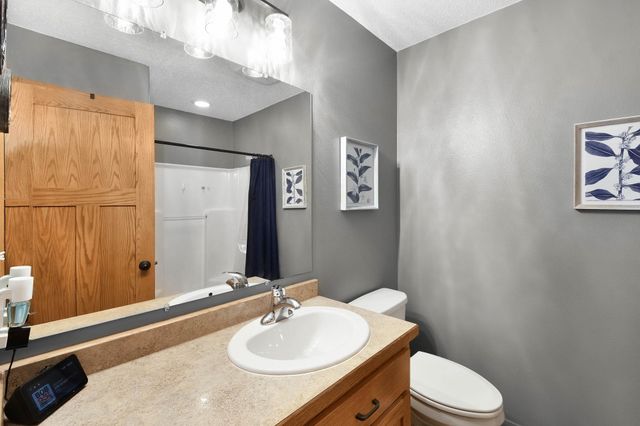 4026 39th Street S, Moorhead, MN 56560
