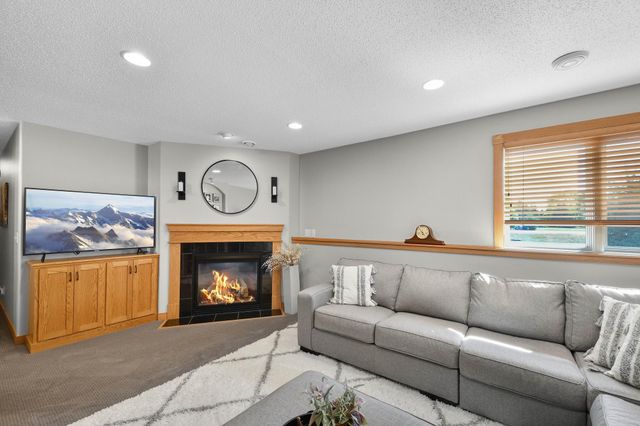 4026 39th Street S, Moorhead, MN 56560