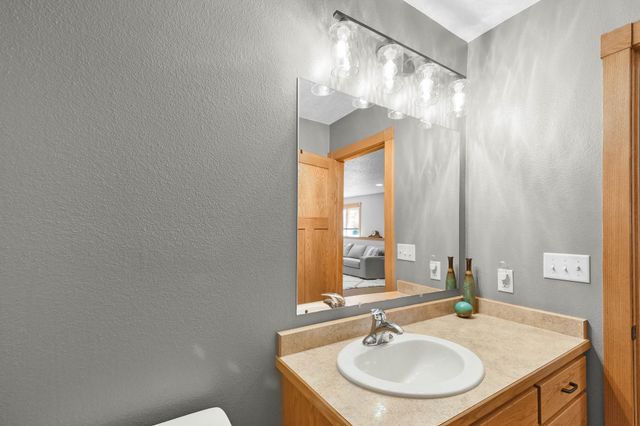 4026 39th Street S, Moorhead, MN 56560