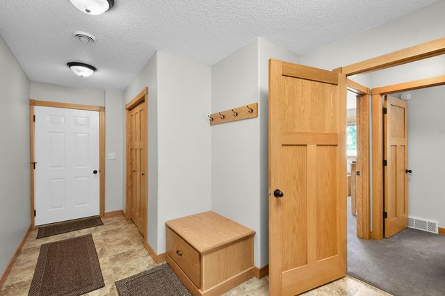 4026 39th Street S, Moorhead, MN 56560