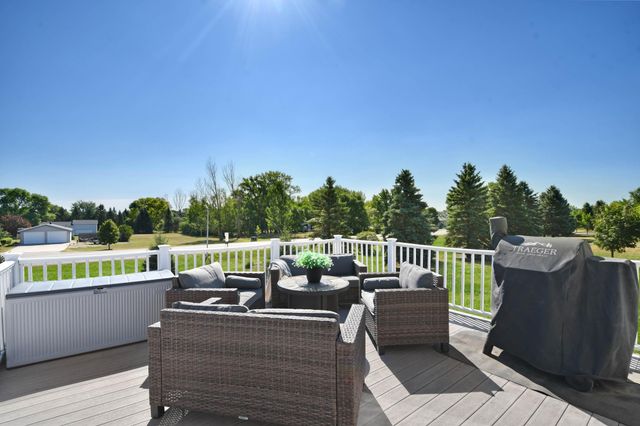 4026 39th Street S, Moorhead, MN 56560