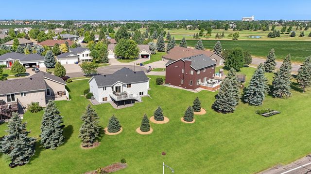 4026 39th Street S, Moorhead, MN 56560