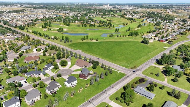 4026 39th Street S, Moorhead, MN 56560