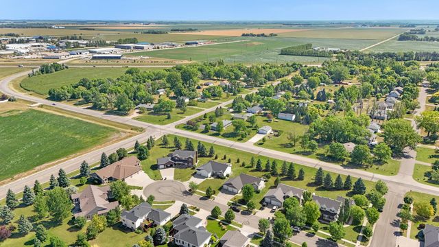 4026 39th Street S, Moorhead, MN 56560