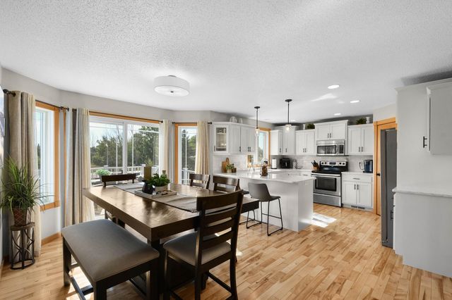 4026 39th Street S, Moorhead, MN 56560