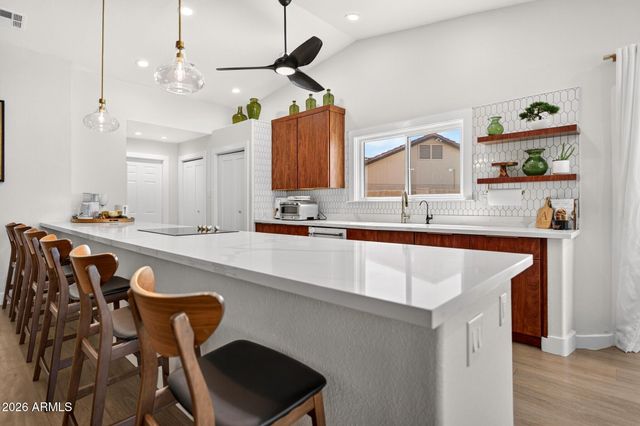 15002 N 92ND Avenue, Peoria, AZ 85381