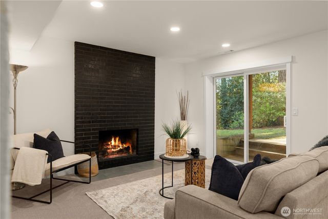 10811 NE 154th Court, Bothell, WA 98011
