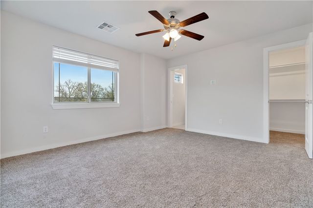 338 Emerald Woods RUN, Farmington, AR 72730