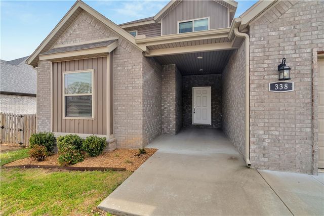 338 Emerald Woods RUN, Farmington, AR 72730
