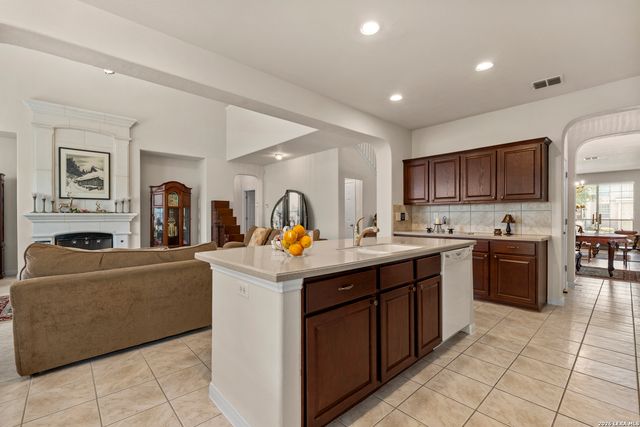 510 CATANBO CT, San Antonio, TX 78258