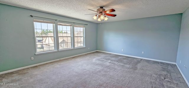 7397 Hunters Horn Drive, Olive Branch, MS 38654