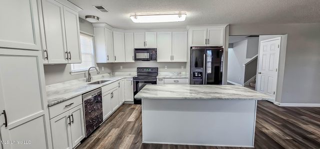 7397 Hunters Horn Drive, Olive Branch, MS 38654