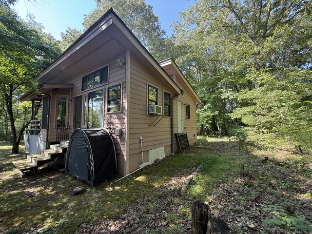 160 Webb Rd Ext, Summertown, TN 38483