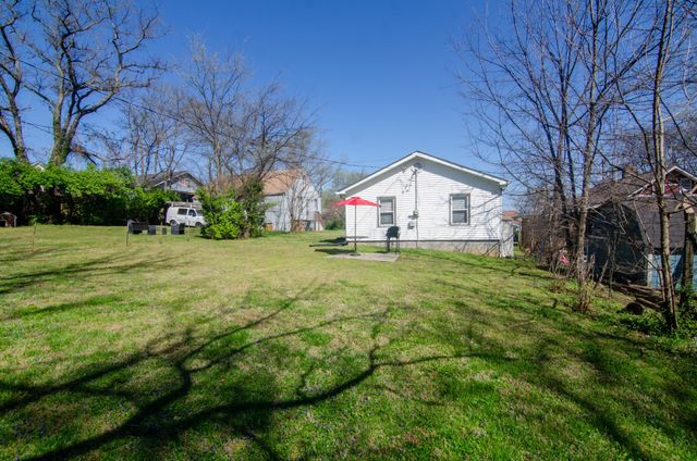 405 McIver St, Nashville, TN 37211
