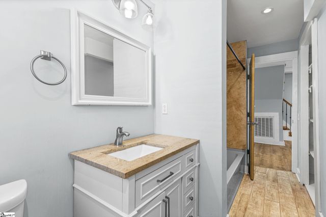 3002 Old Buncombe Road, Greenville, SC 29609
