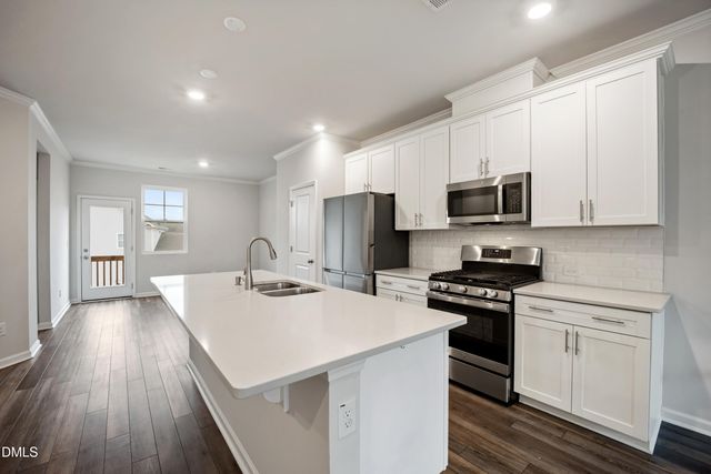 6654 Perry Creek Road, Raleigh, NC 27616