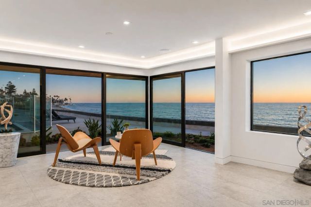 100 S Coast Blvd 104, La Jolla, CA 92037